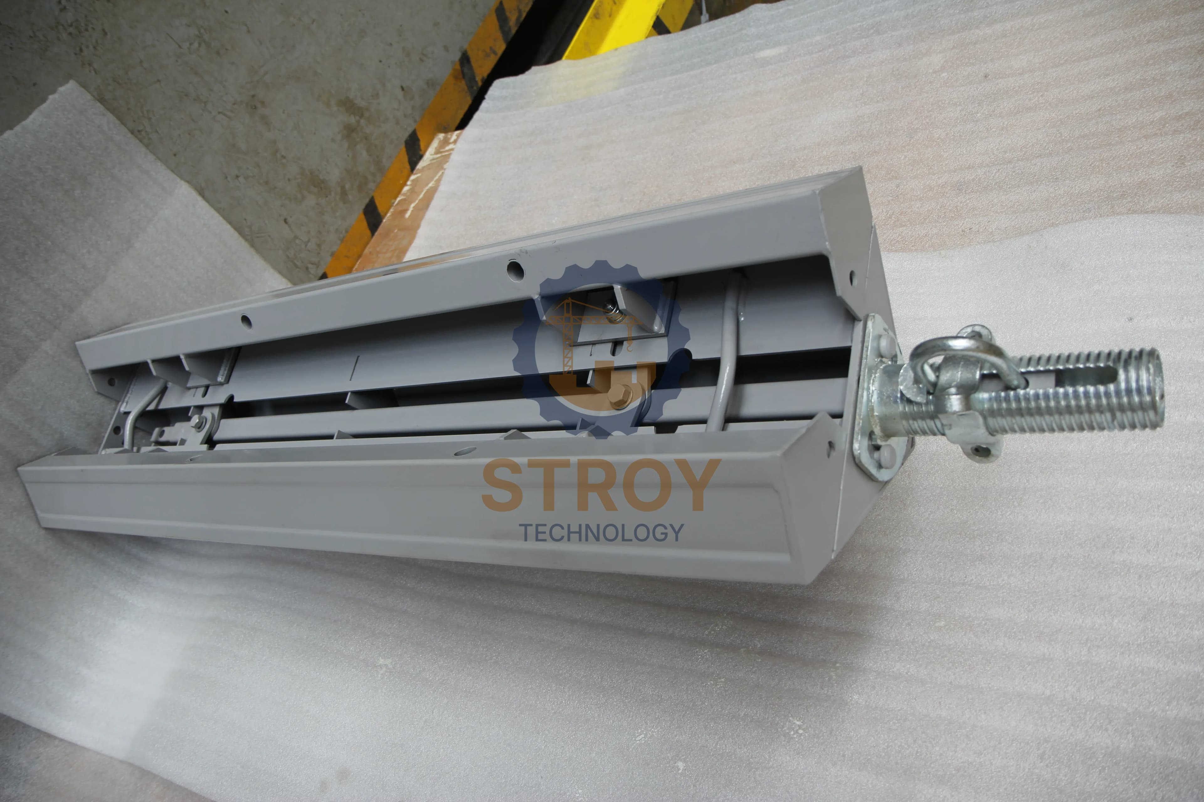 Щит угловой распалубочный 1,5 м